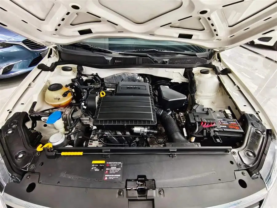 2019 فولكس فاجن لافيدا لانش 1.5 لتر نسخة أوتوماتيكية أنيقة الوطنية VI