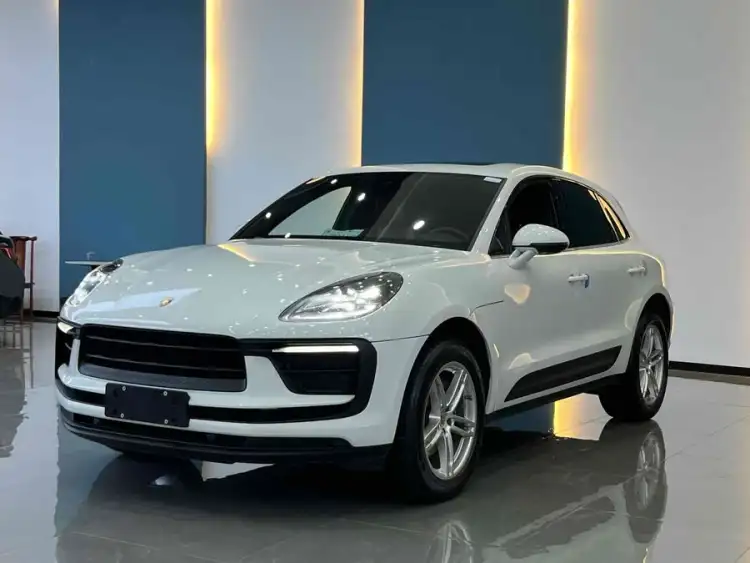 2023 Macan 2.0T