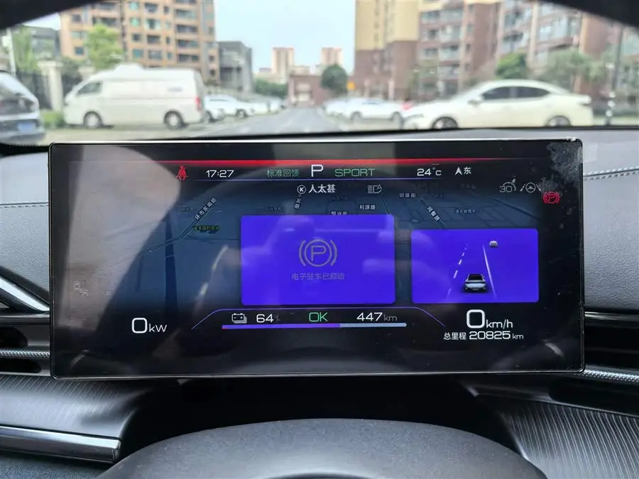 فقمة 2023 نسخة البطل 550 كم فاخرة