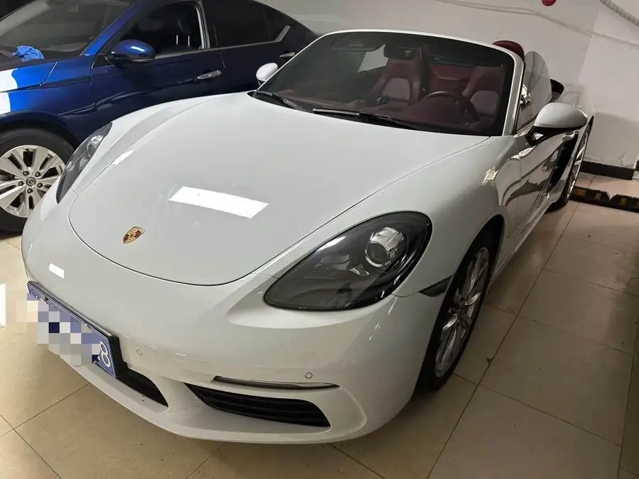 Porsche 718 2020 Model Boxster 2.0T