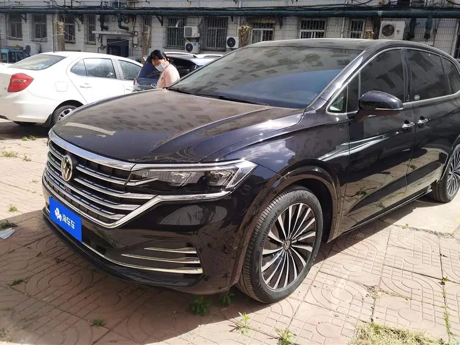 Volkswagen Viloran 2020 380TSI Premium