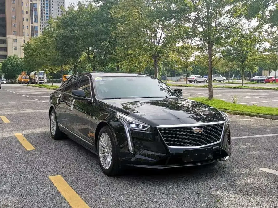 كاديلاك CT6 2021 28T النخبة