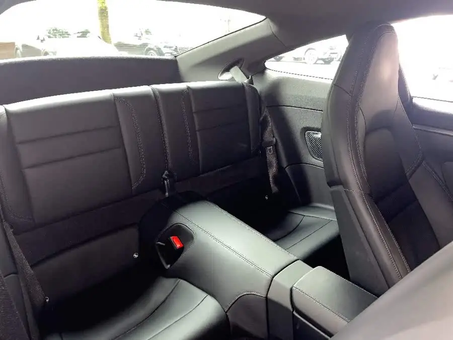 بورش 911 طراز 2023 كاريرا 3.0T