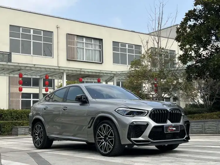 BMW X6 M 2022