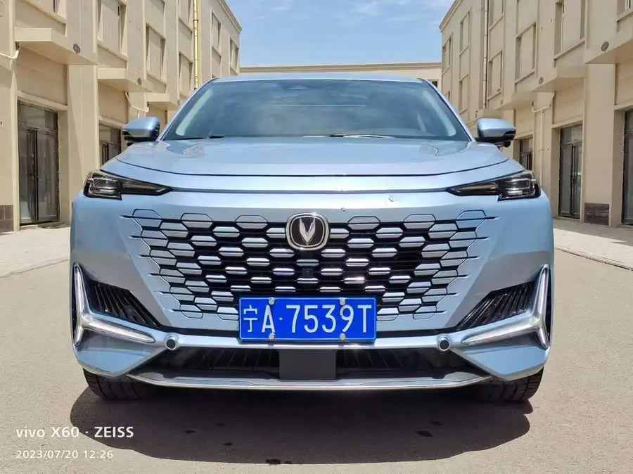 شانجان UNI-K 2021 2.0T دفع كلي النسخة الفاخرة