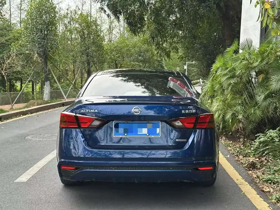 تينلا 2021 2.0L XL إصدار الراحة