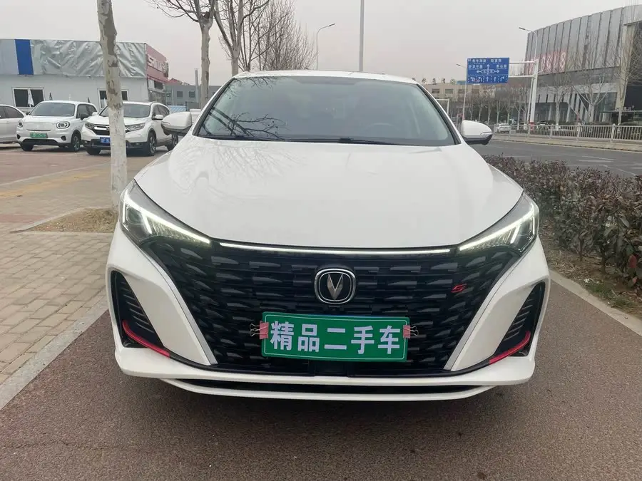 ييدونغ 2022 بلس بلو ويل NE 1.4T GDI DCT النسخة الرائدة