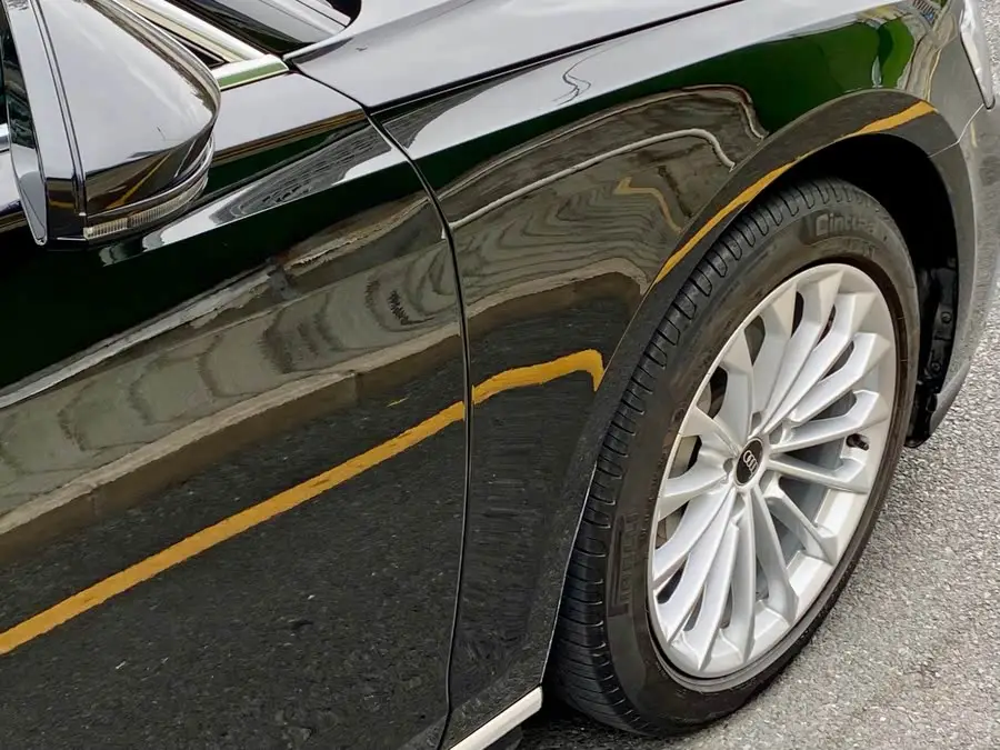 أودي A8 2023 A8L 45 TFSI كواترو فاخرة