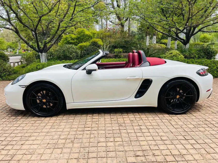 Porsche 718 2022 Boxster 2.0T