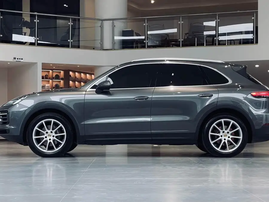 2023 Cayenne 3.0T