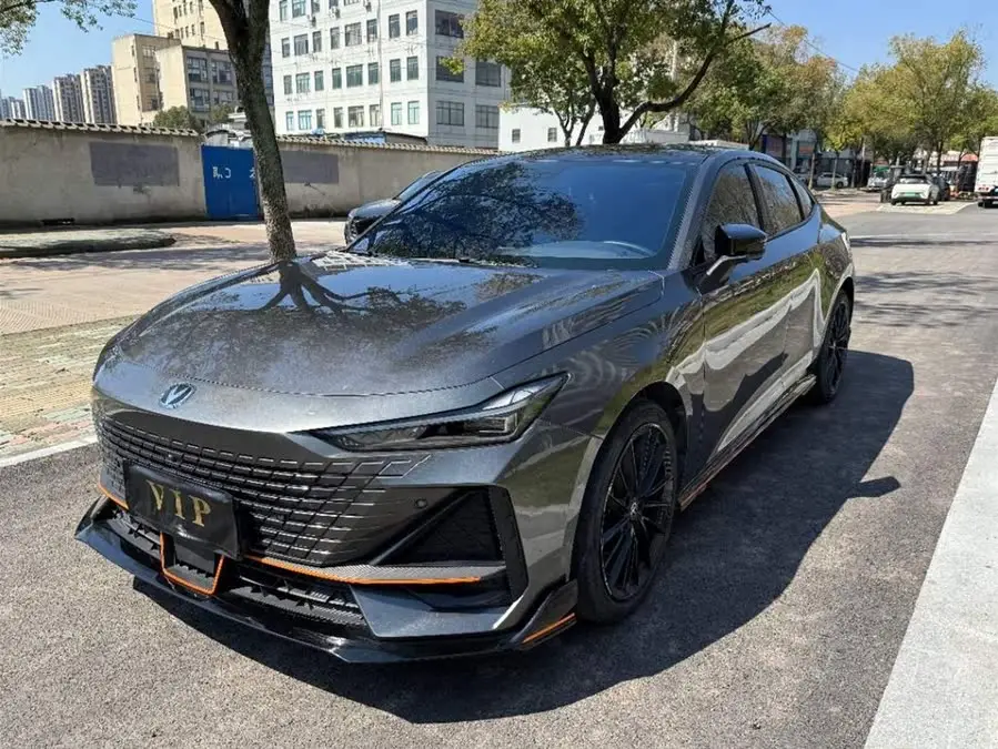 Changan UNI-V 2022 1.5T Sport Edition