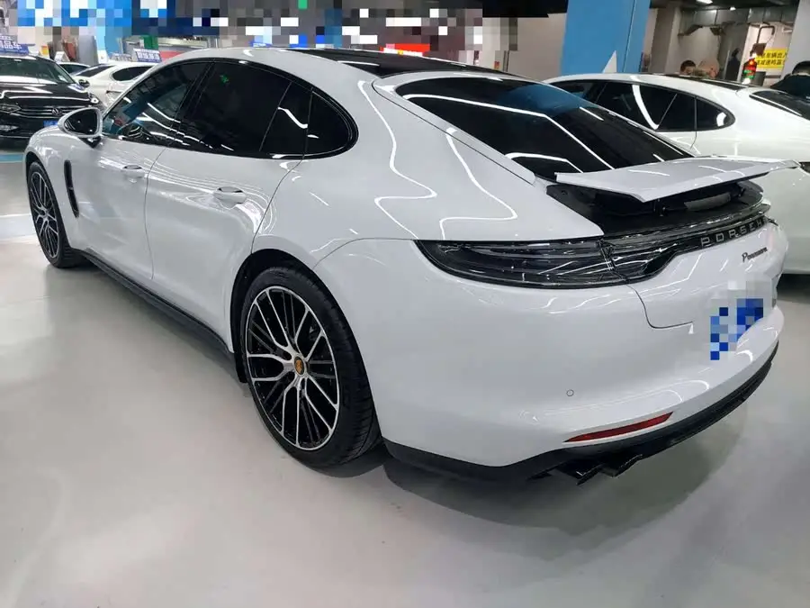 2023 Porsche Panamera 2.9T Platinum Edition