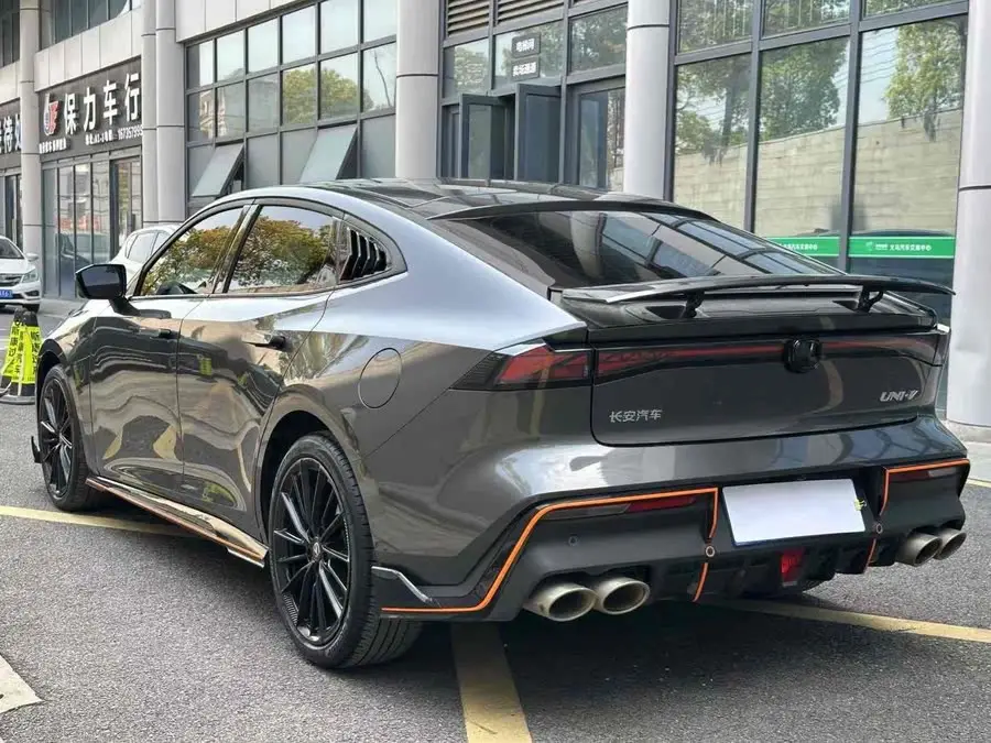 Changan UNI-V 2023 1.5T Sport Edition