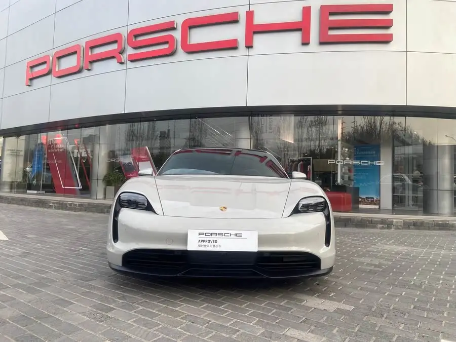 2022 تايكان تايكان 4S