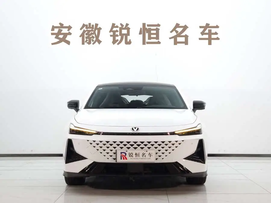 Changan UNI-V 2024 1.5T Premium