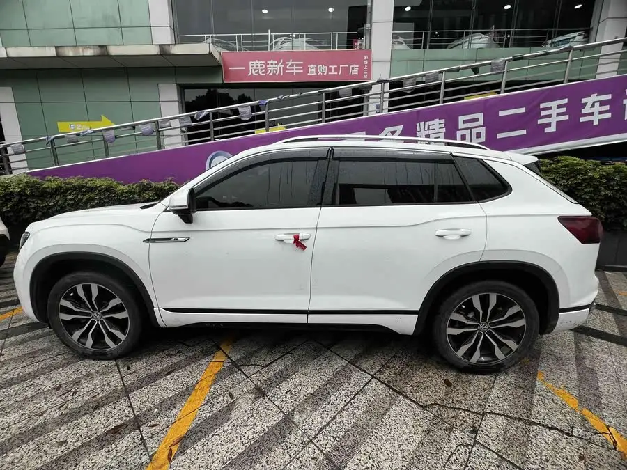 معلومات أساسية عن السيارة