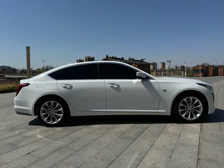 Cadillac CT5 2022 28T Luxury