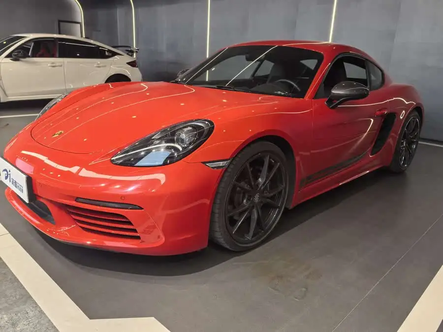 Porsche 718 2018 Cayman 2.0T