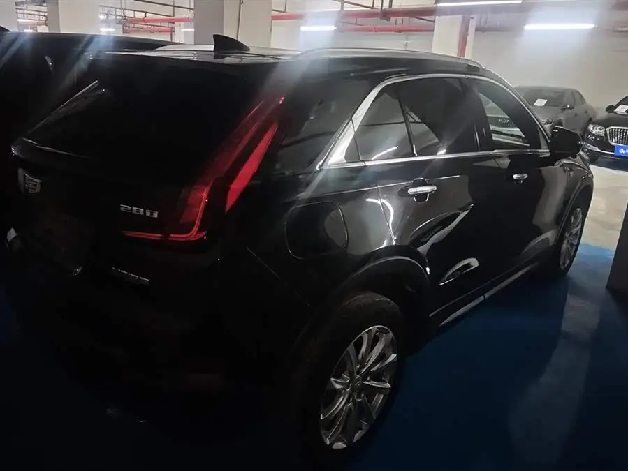 Cadillac XT4 2022 28T FWD Sport Edition