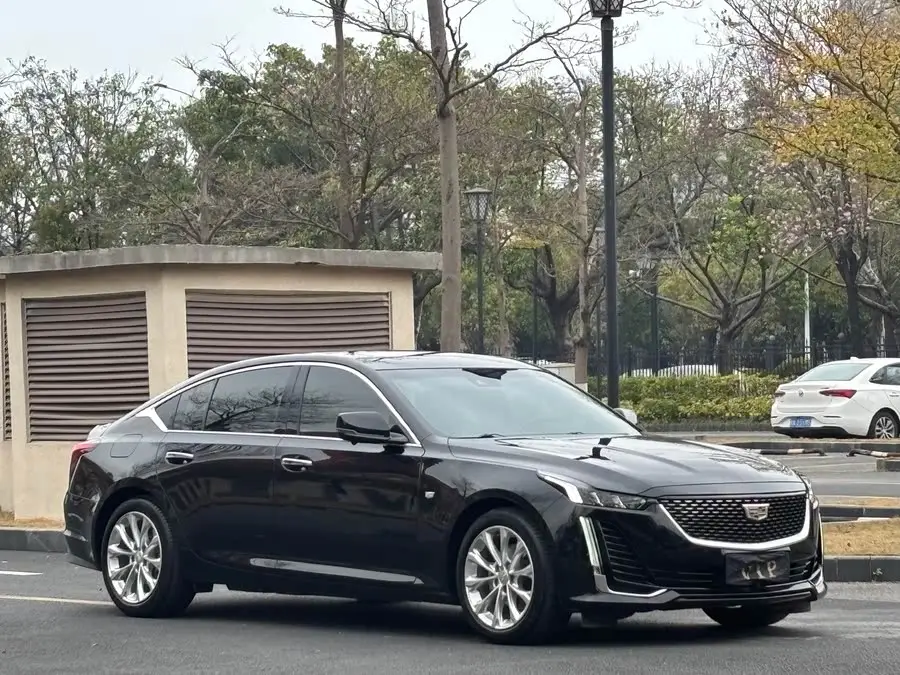 كاديلاك CT5 2021 28T الفاخرة