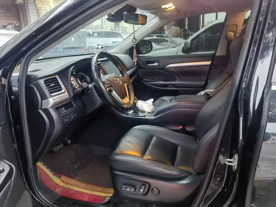 2021 Toyota Highlander 2.0T All-Wheel Drive Luxury Edition 7-Seater