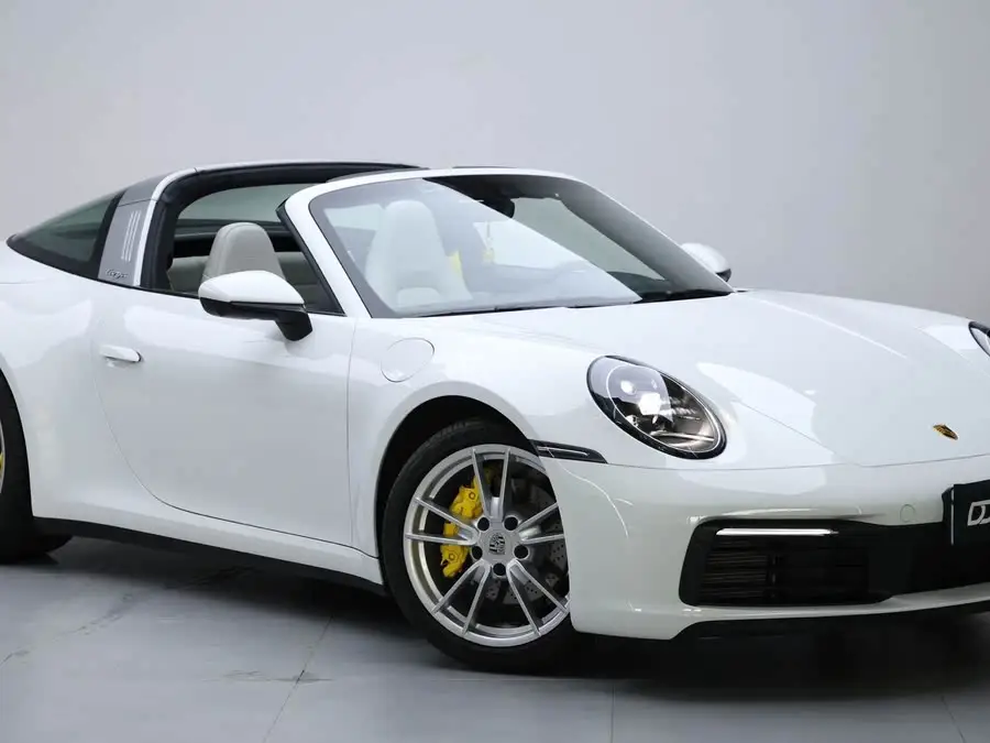 بورش 911 2023 طراز تارجا 4 3.0T