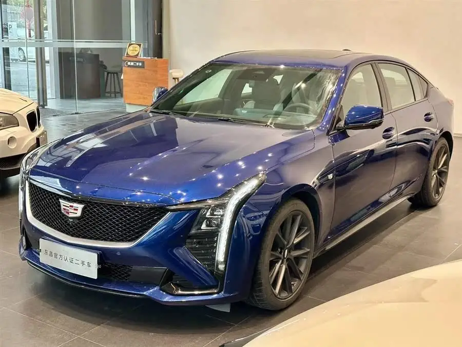 كاديلاك CT5 2024 28T بلاتيني