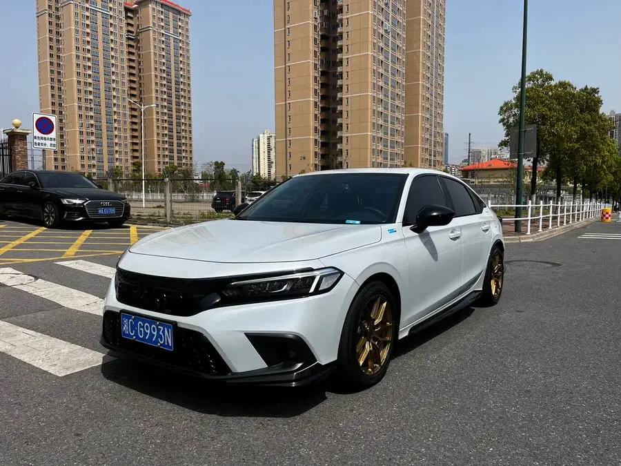 Civic 2023 2.0L e:HEV Pioneer Edition
