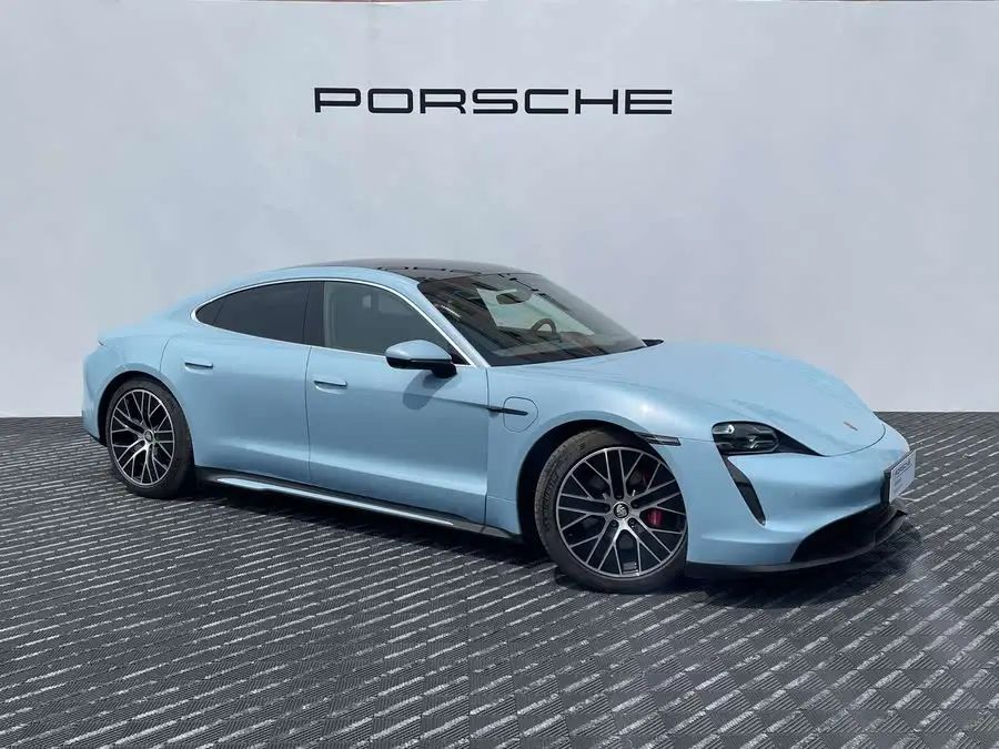 2022 تايكان تايكان 4S