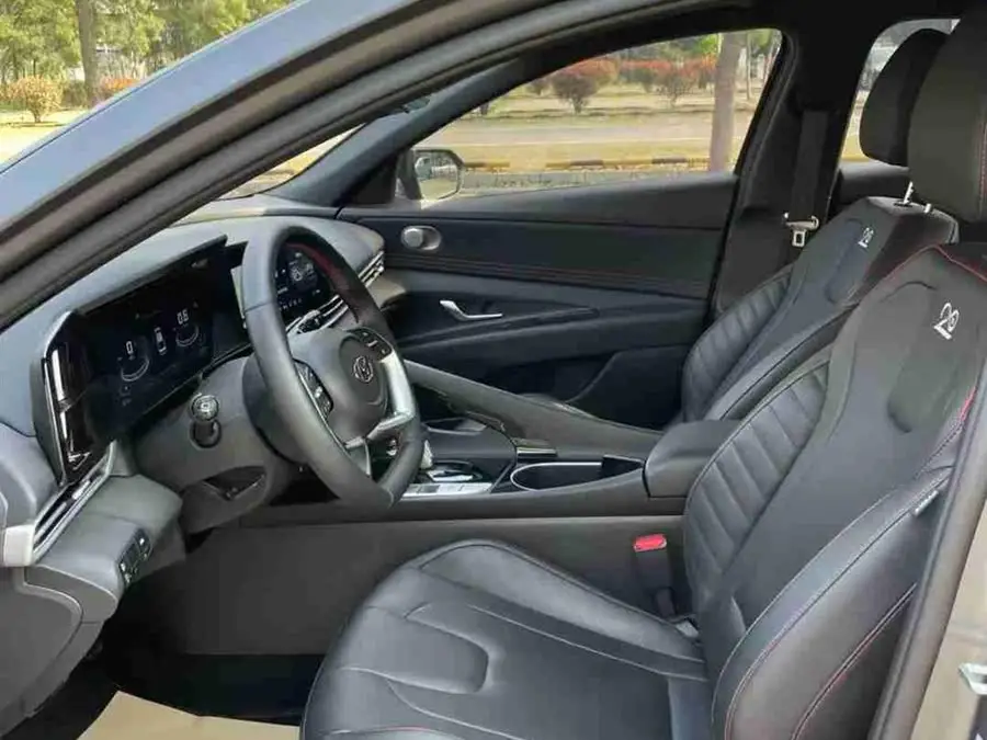 إيلانtra 2022 1.5L CVT الذكرى العشرون