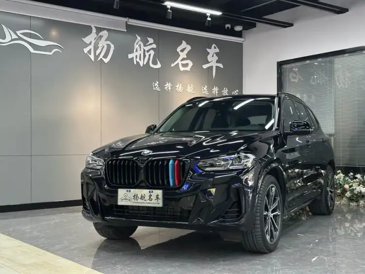 BMW X3 2023 xDrive30i Leading Model M Night Package