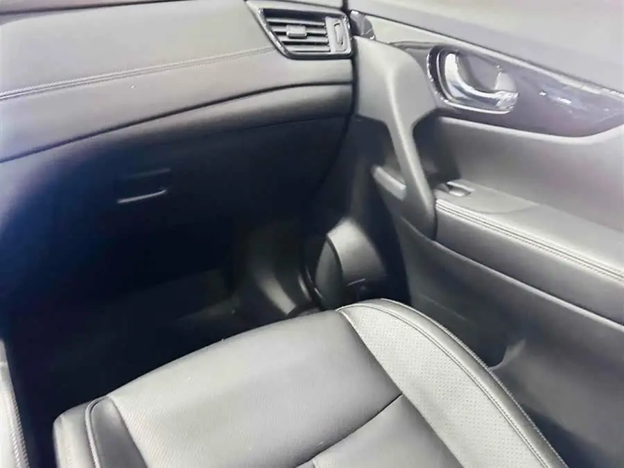 2022 Nissan X-Trail 2.0L Two-Wheel Drive Intelligent Comfort Version