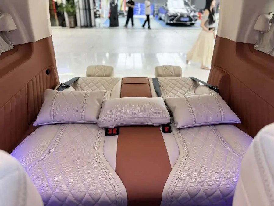 Vito 2021 2.0T Business Edition 7-seater