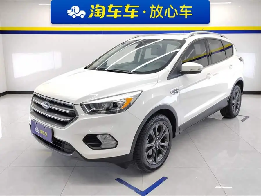 2019 Ford Escape EcoBoost 180 Two-Wheel Drive Platinum Model National VI