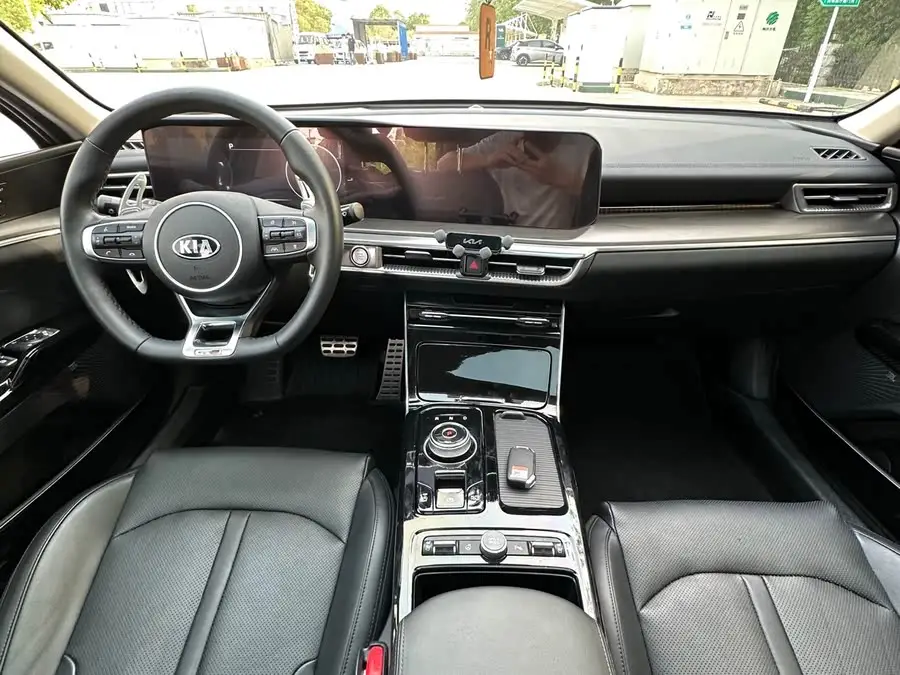 كيا K5 2020 موديل 380T GT-Line النسخة الرائدة