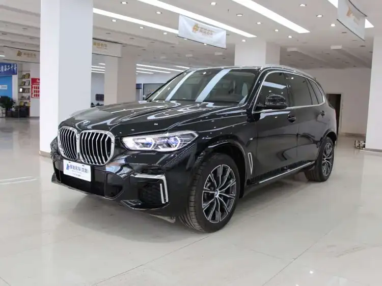 BMW X5 2022 xDrive 30Li Luxury M Sport Package