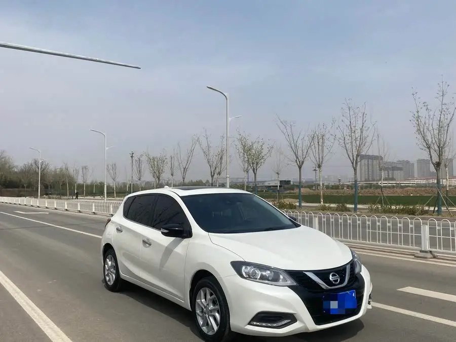 نيسان تييدا 2021 1.6 لتر CVT نسخة ذكية