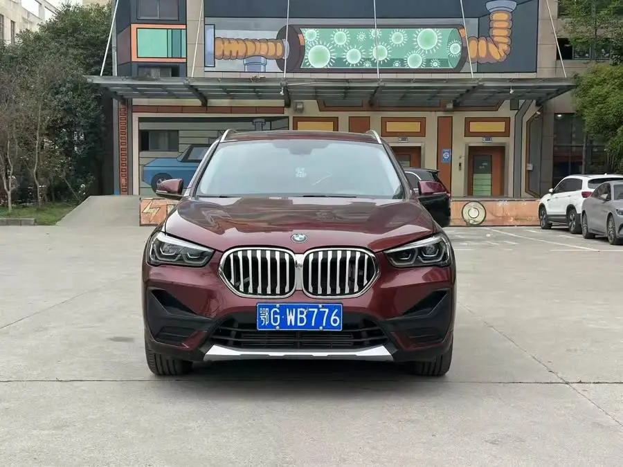 بي إم دبليو X1 2020 sDrive20Li النسخة العصرية