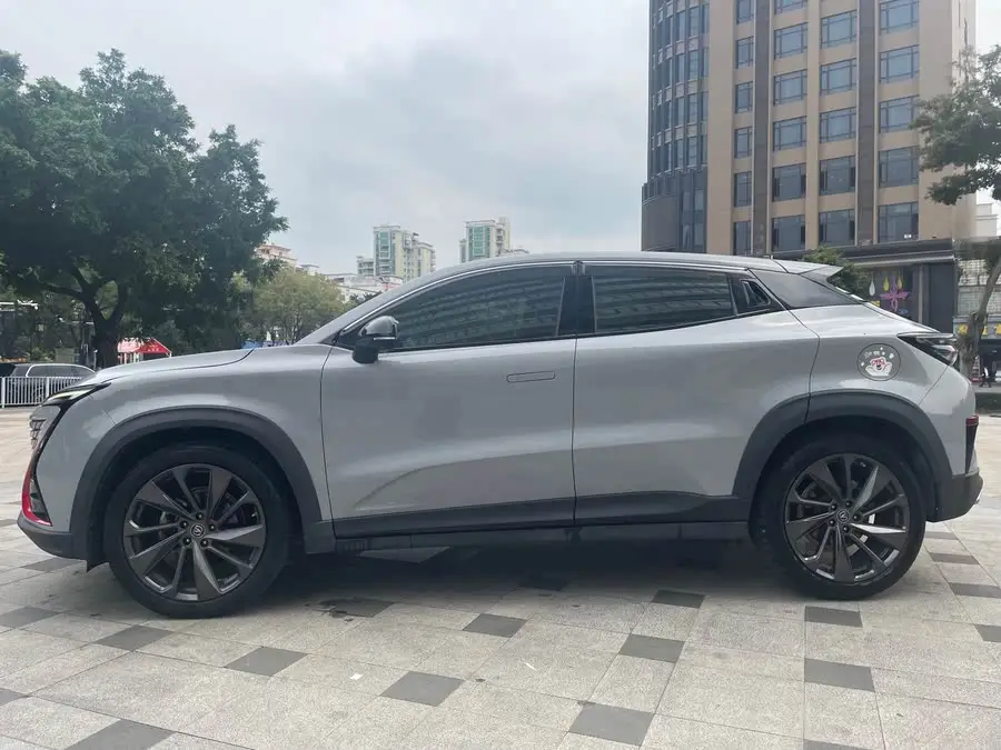 تشانغان UNI-T 2020 فئة 1.5T المتميزة