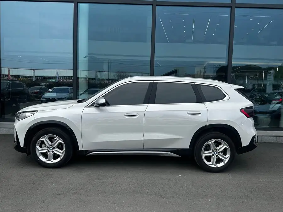 BMW X1 2023 sDrive20Li X Design Package