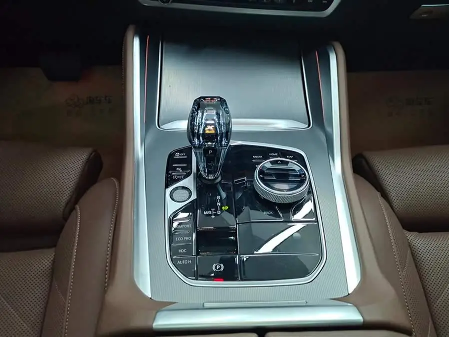 بي إم دبليو X6 2022 موديل مُحدث xDrive30i حزمة M الرياضية