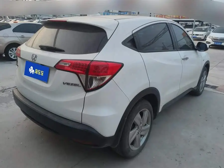 هوندا HR-V 2020 1.5 لتر CVT النسخة النخبوية