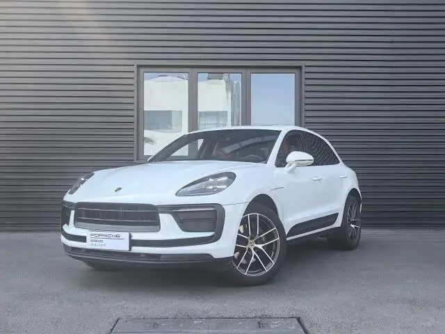 2024 Macan 2.0T