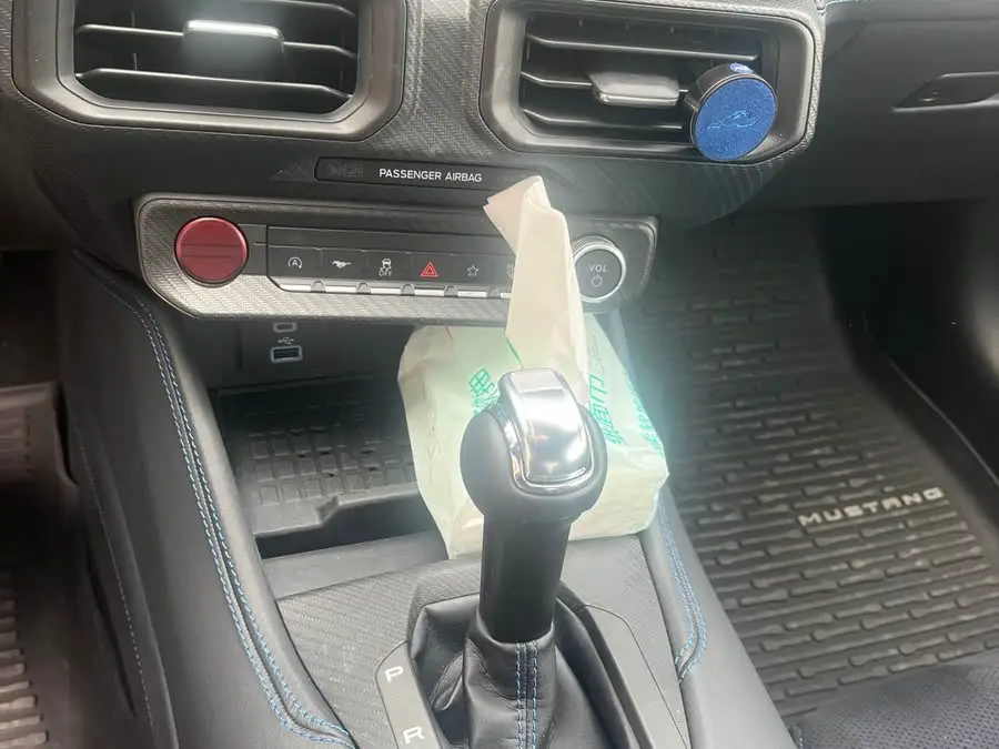 موستانج 2024 5.0 لتر V8 دارك هورس