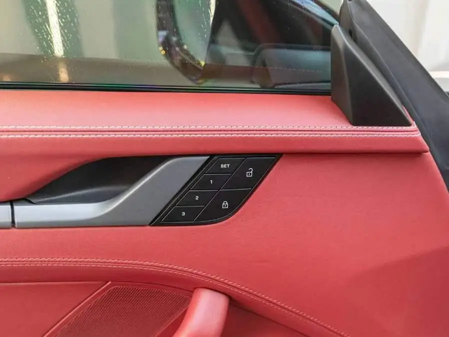 بورش 911 2023 كاريرا 3.0T