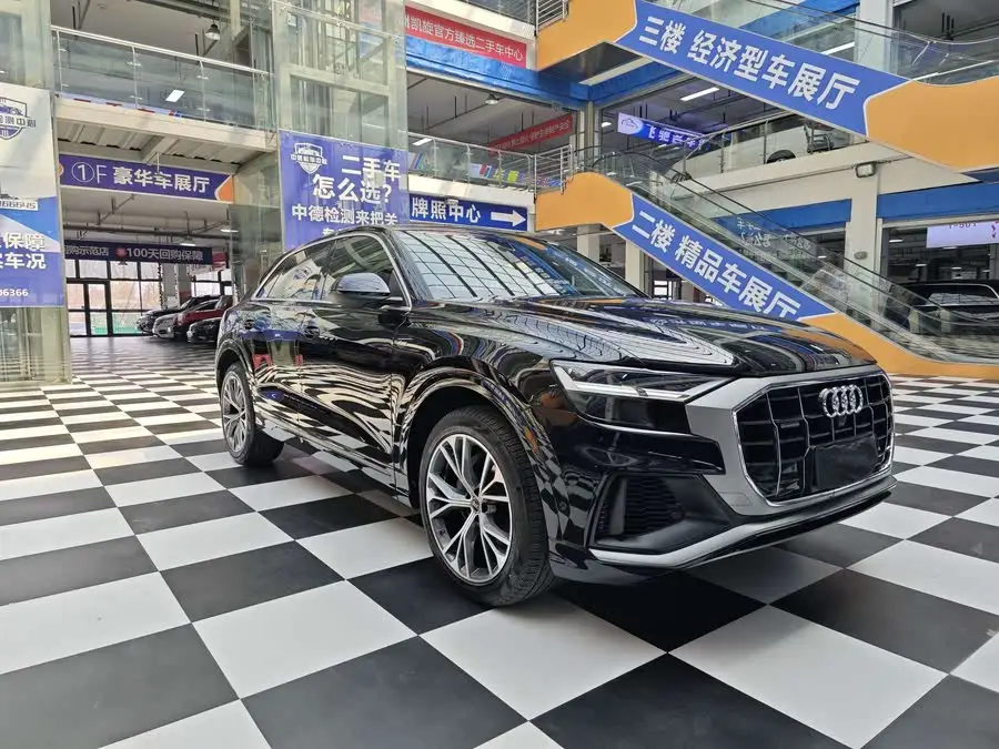 أودي Q8 2021 55 TFSI الفاخرة الديناميكية