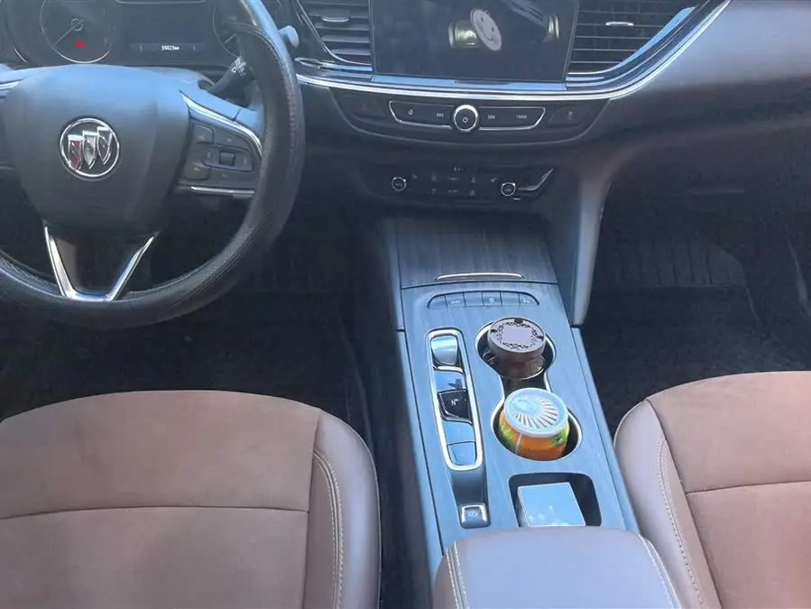 ريجال 2023 طراز 552T الإصدار الذكي