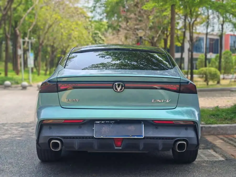 Changan UNI-V 2022 1.5T Premium