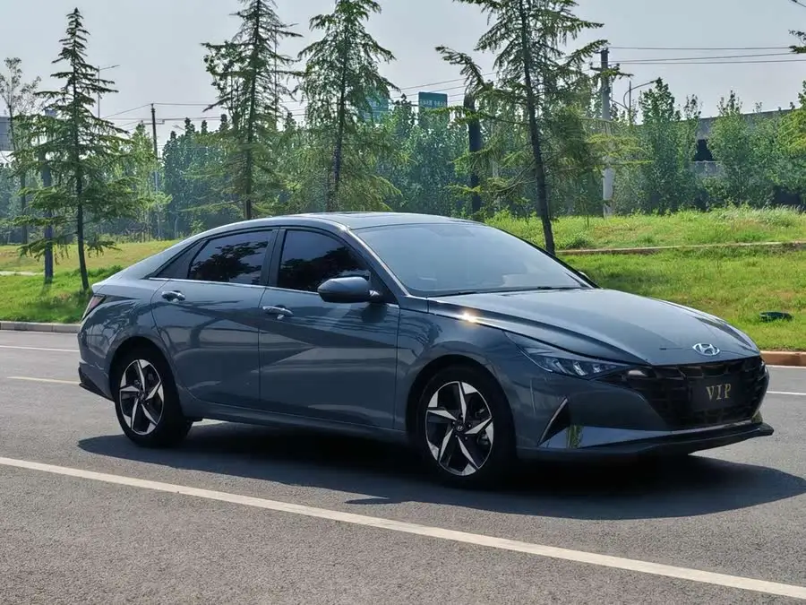 إلينترا 2022 1.5 لتر CVT GLX النسخة النخبوية