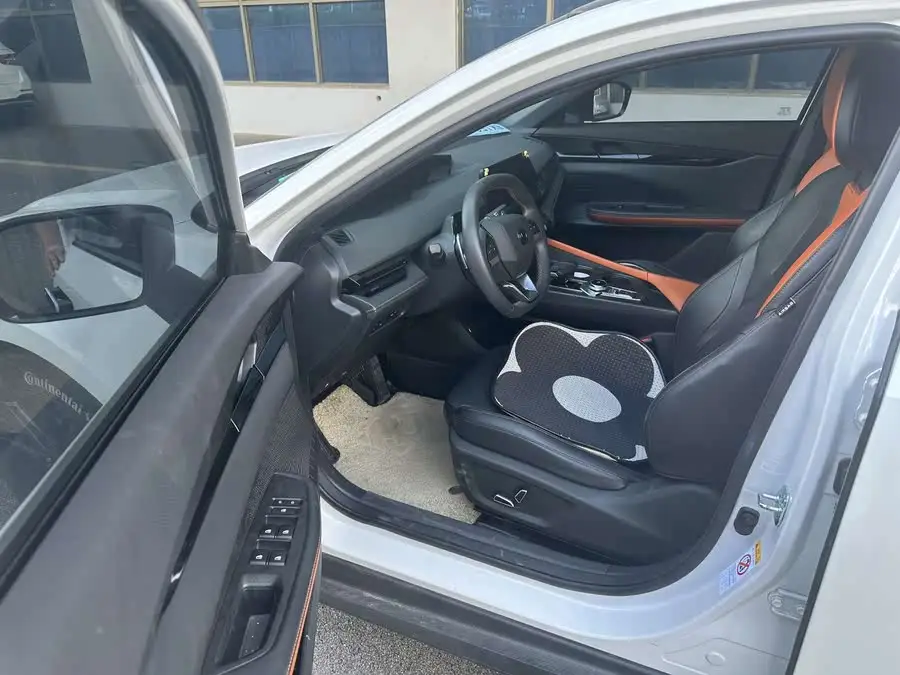 Changan UNI-V 2022 1.5T Premium